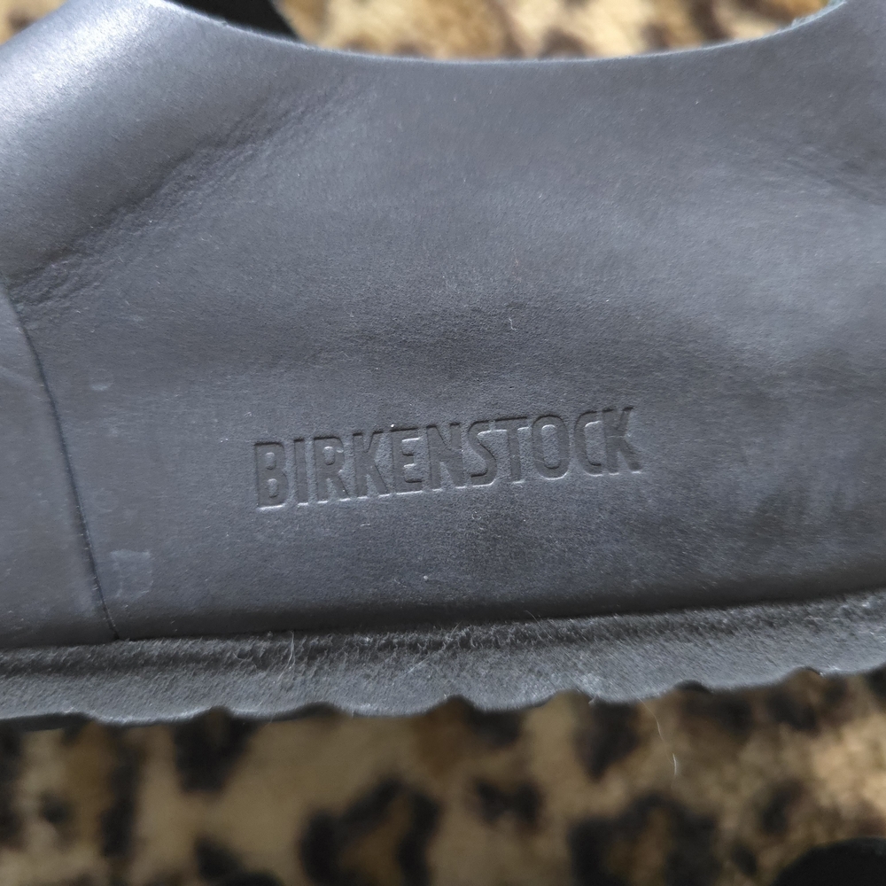 Birkenstock London in Black Leather - Picture 6 of 11